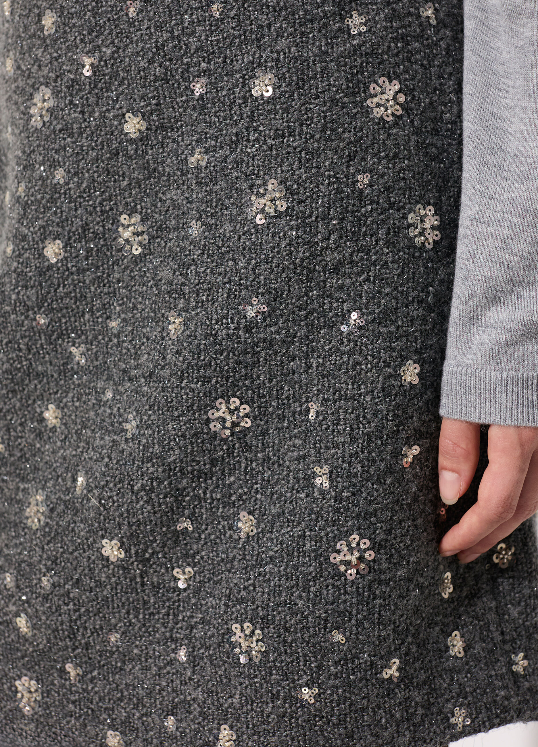 Gonna corta in bouclé di misto lana donna_3