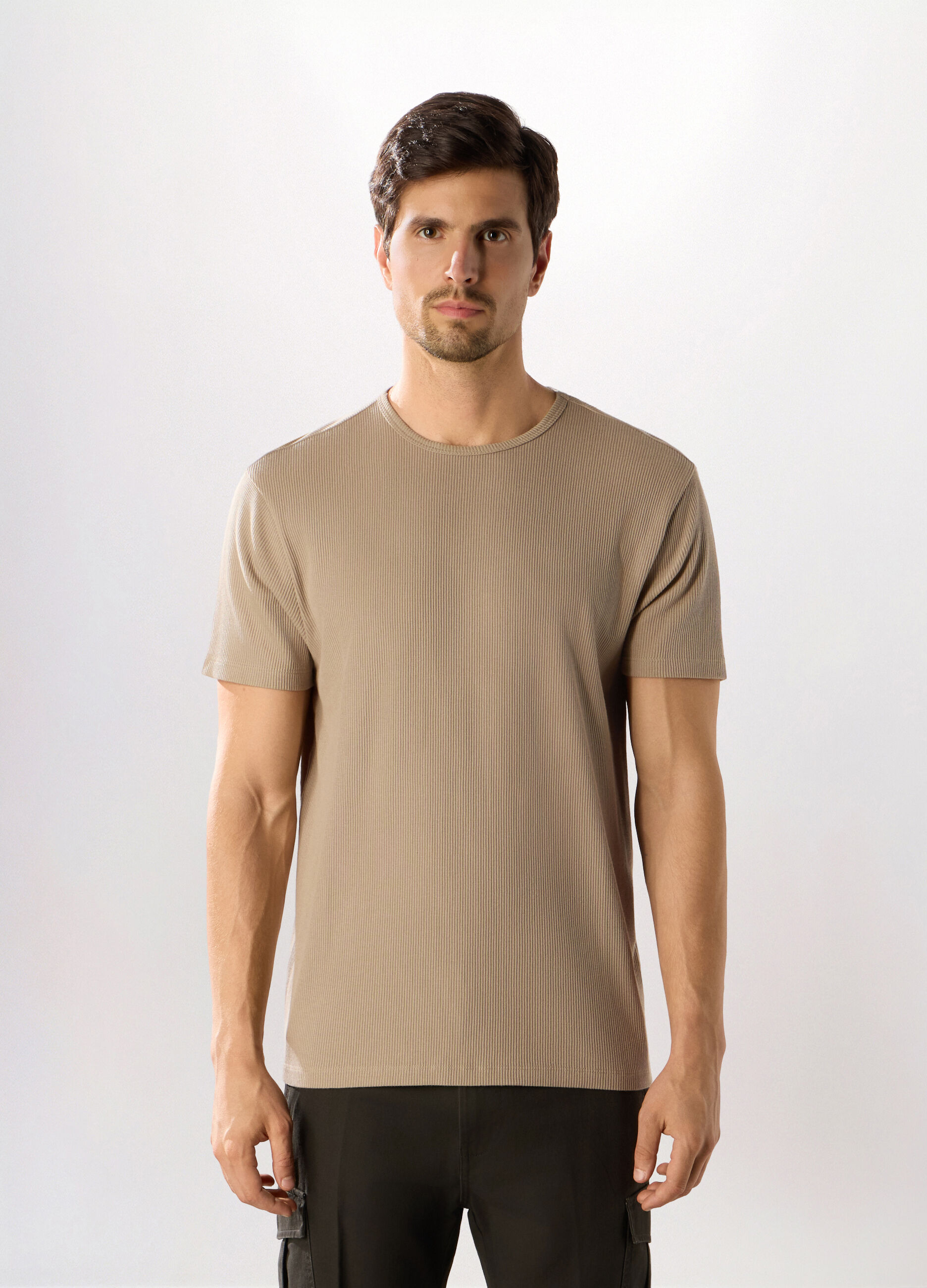 T-shirt in maglia a coste uomo_0