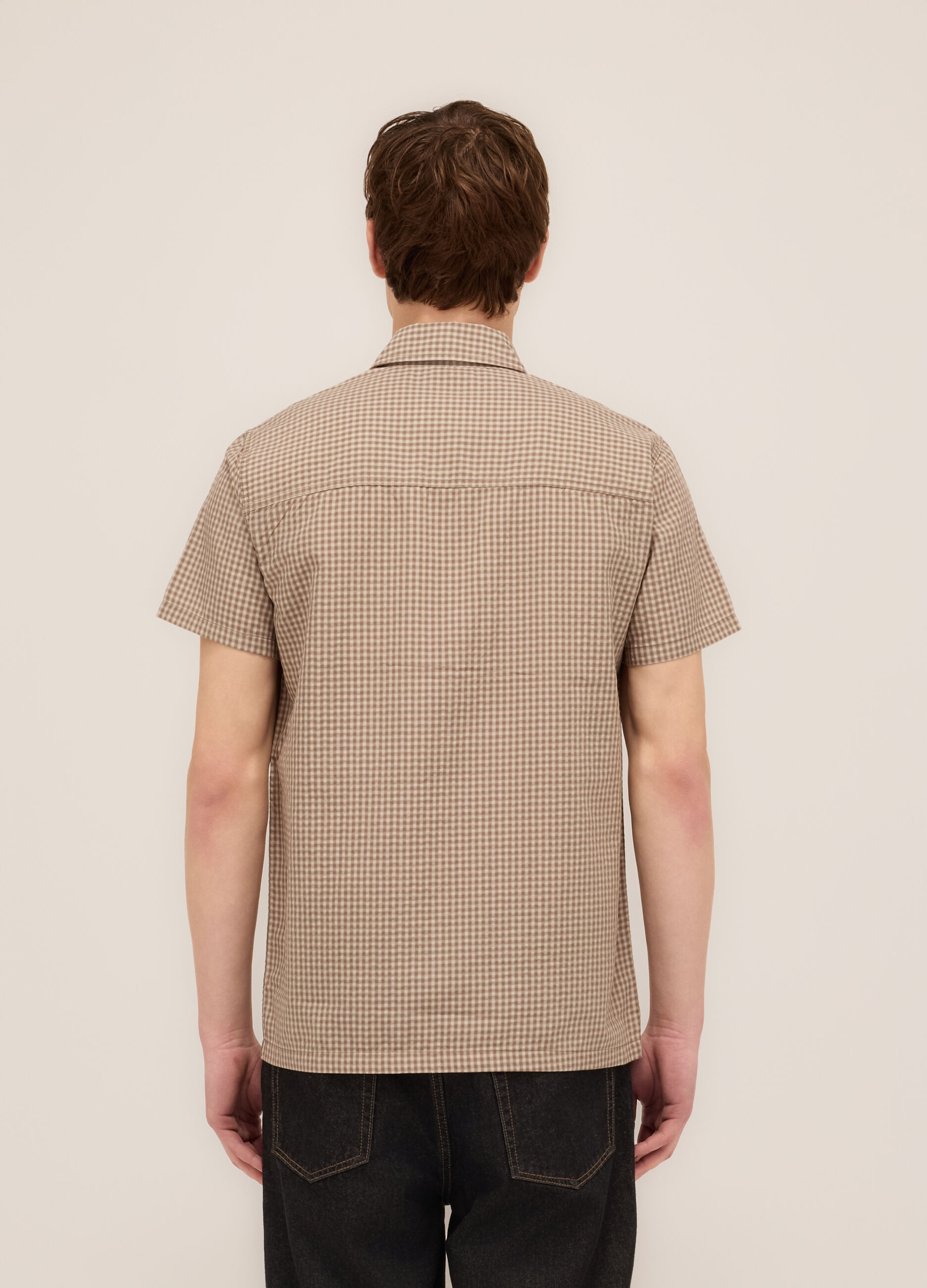 Camicia a maniche corte a quadretti uomo_1