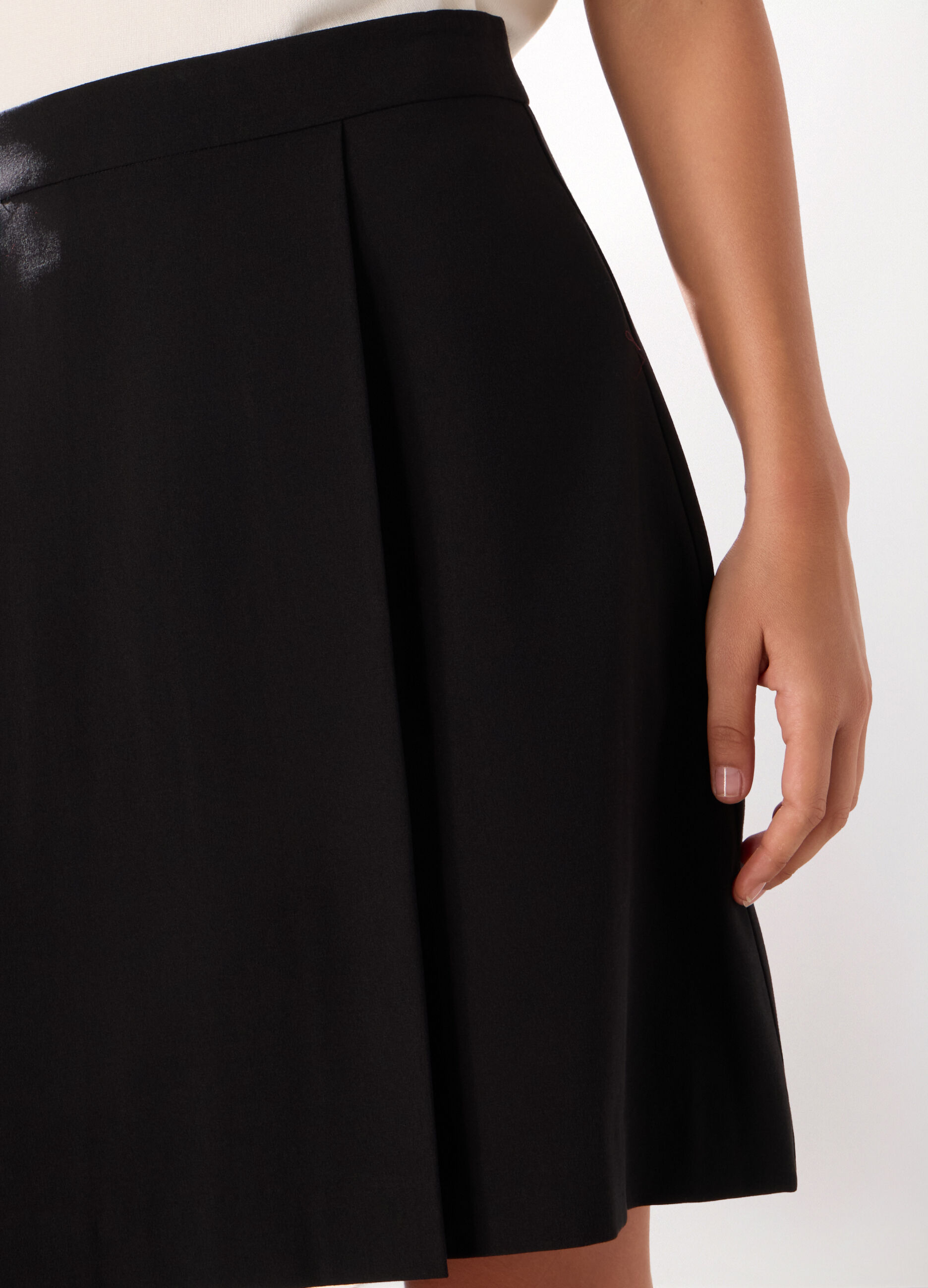 Gonna corta in poli-viscosa donna_2