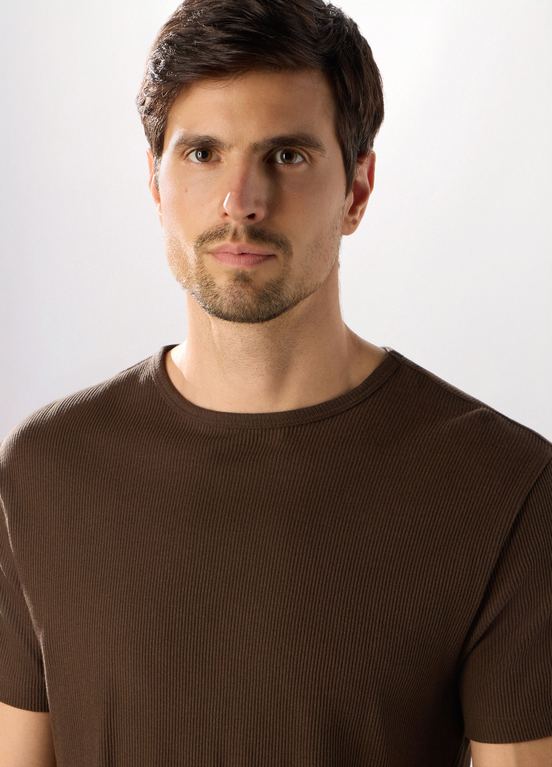 T-shirt in maglia a coste uomo_2