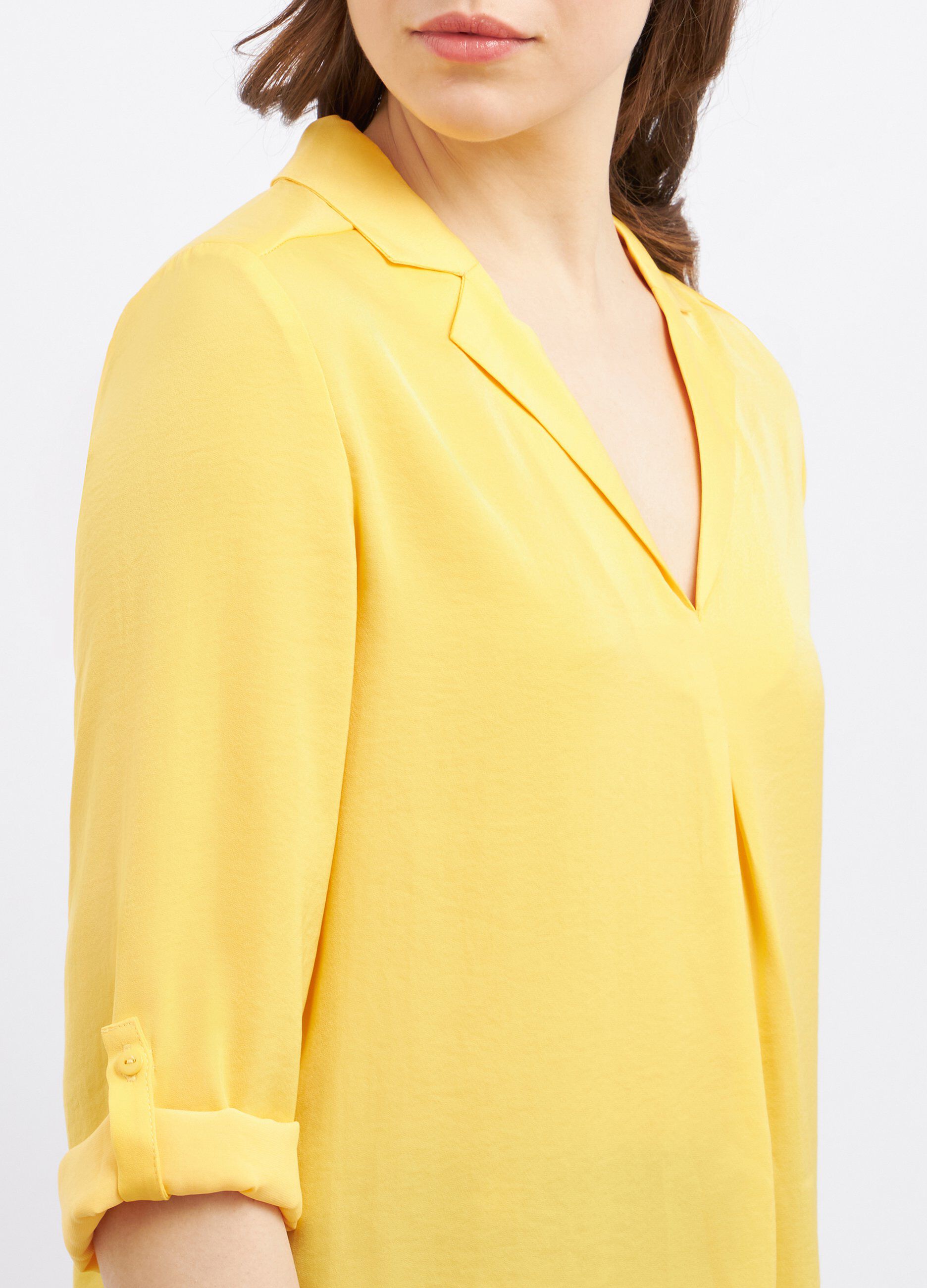 Blusa con scollo a V donna_2