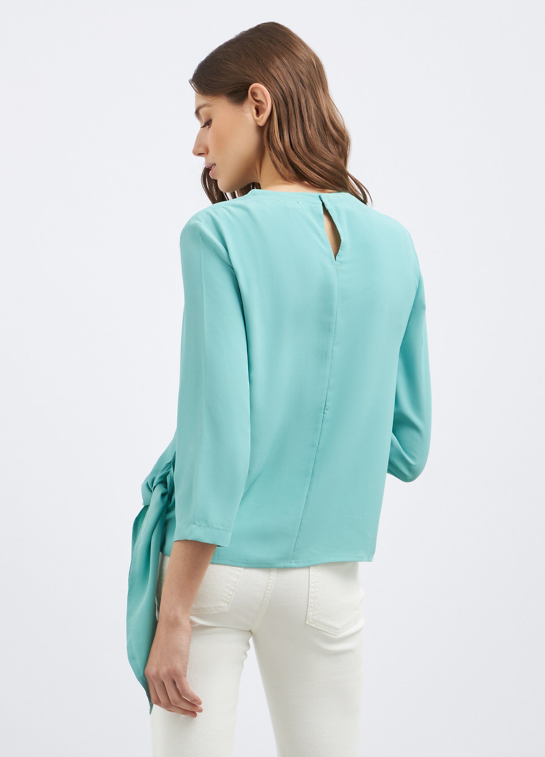 Blusa con nodo laterale donna_1
