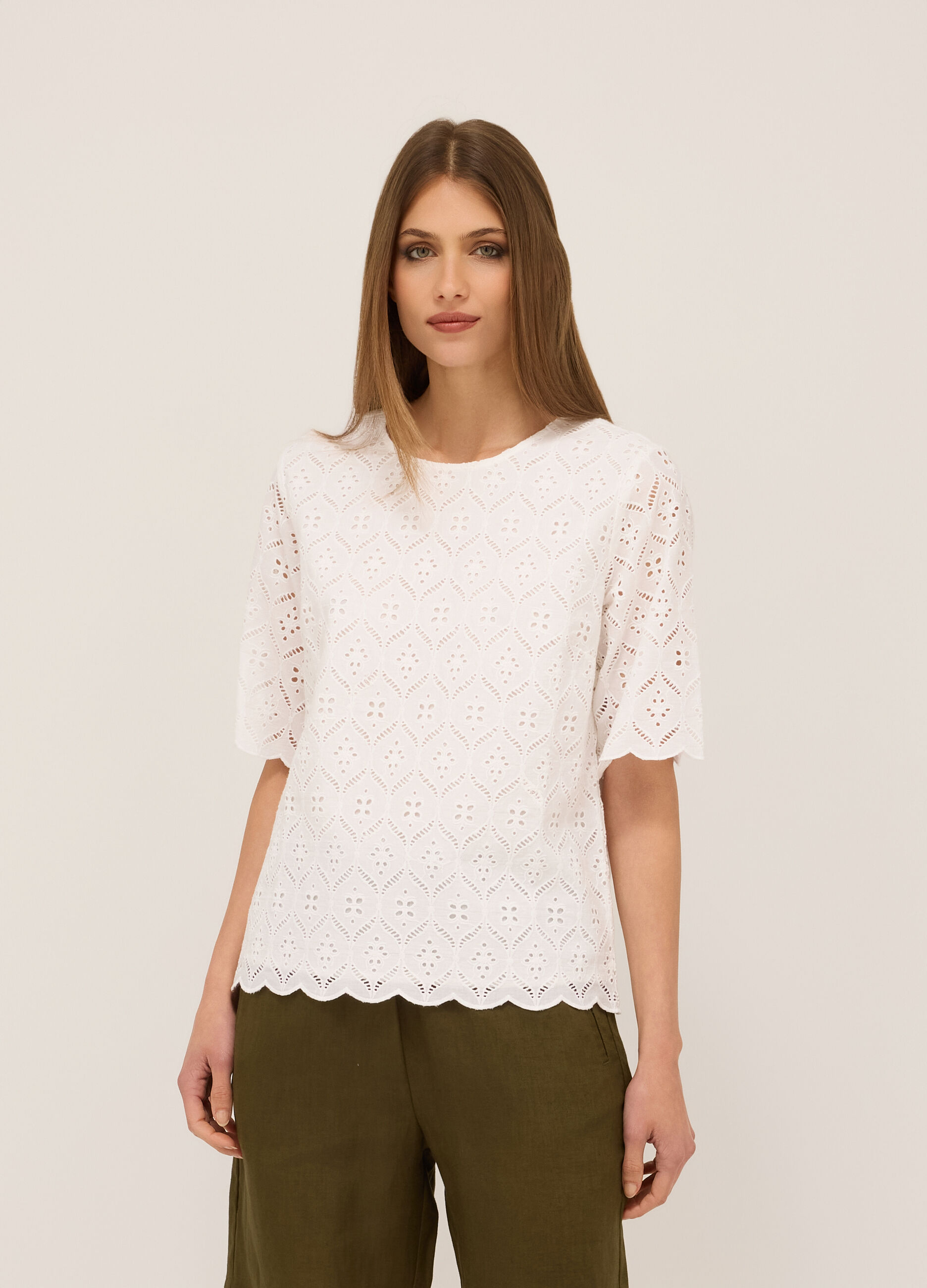 Blusa in puro cotone con ricami donna_0