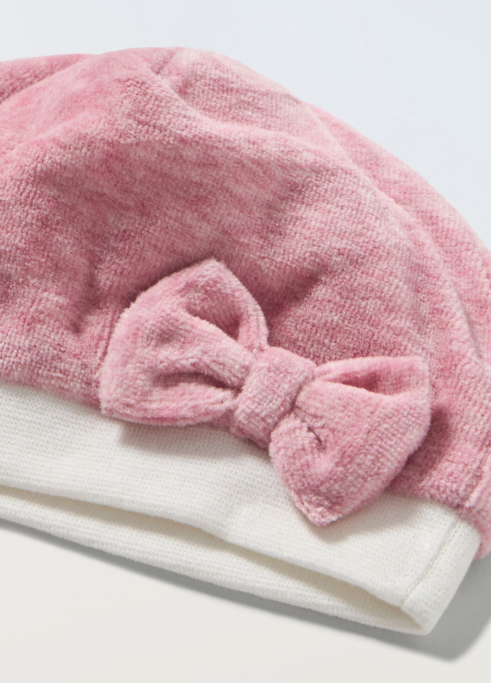 Berretto velours con fiocco neonata_1