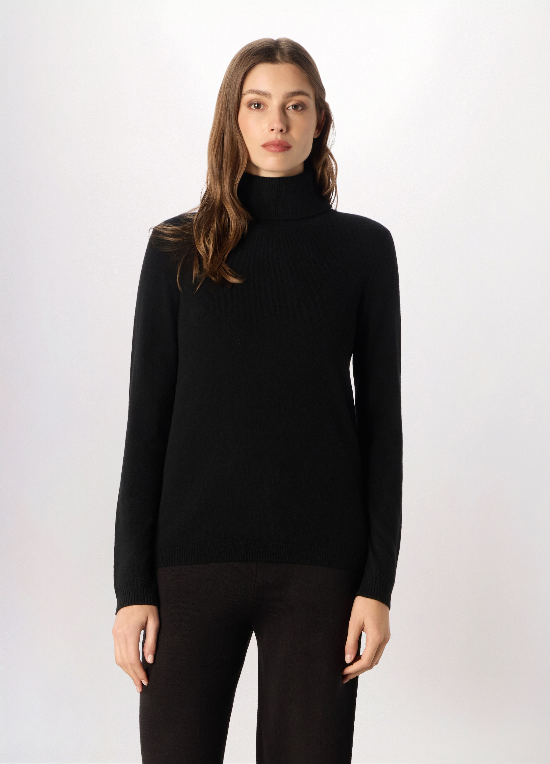 Maglione a collo alto in puro cashmere donna_0