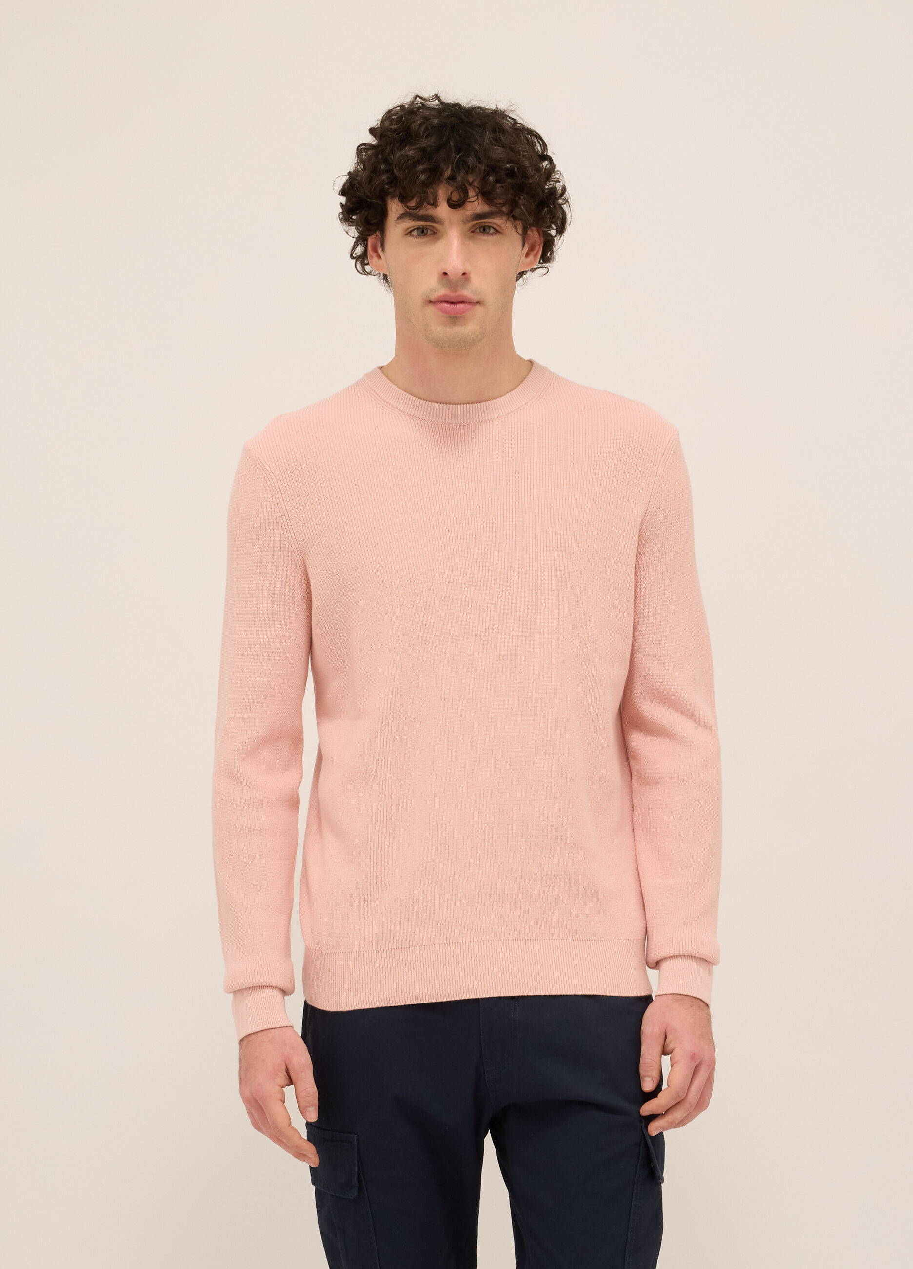 Maglione girocollo in cotone a maglia rasata uomo_0