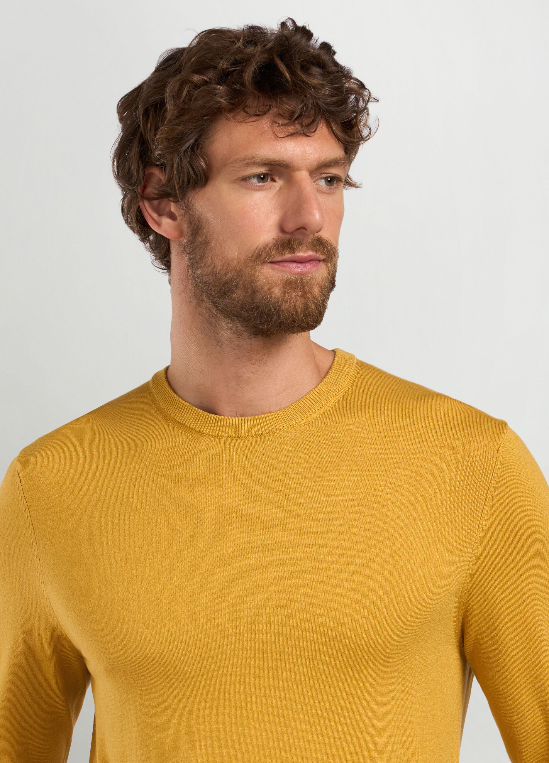 Maglione girocollo in maglia rasata uomo_2