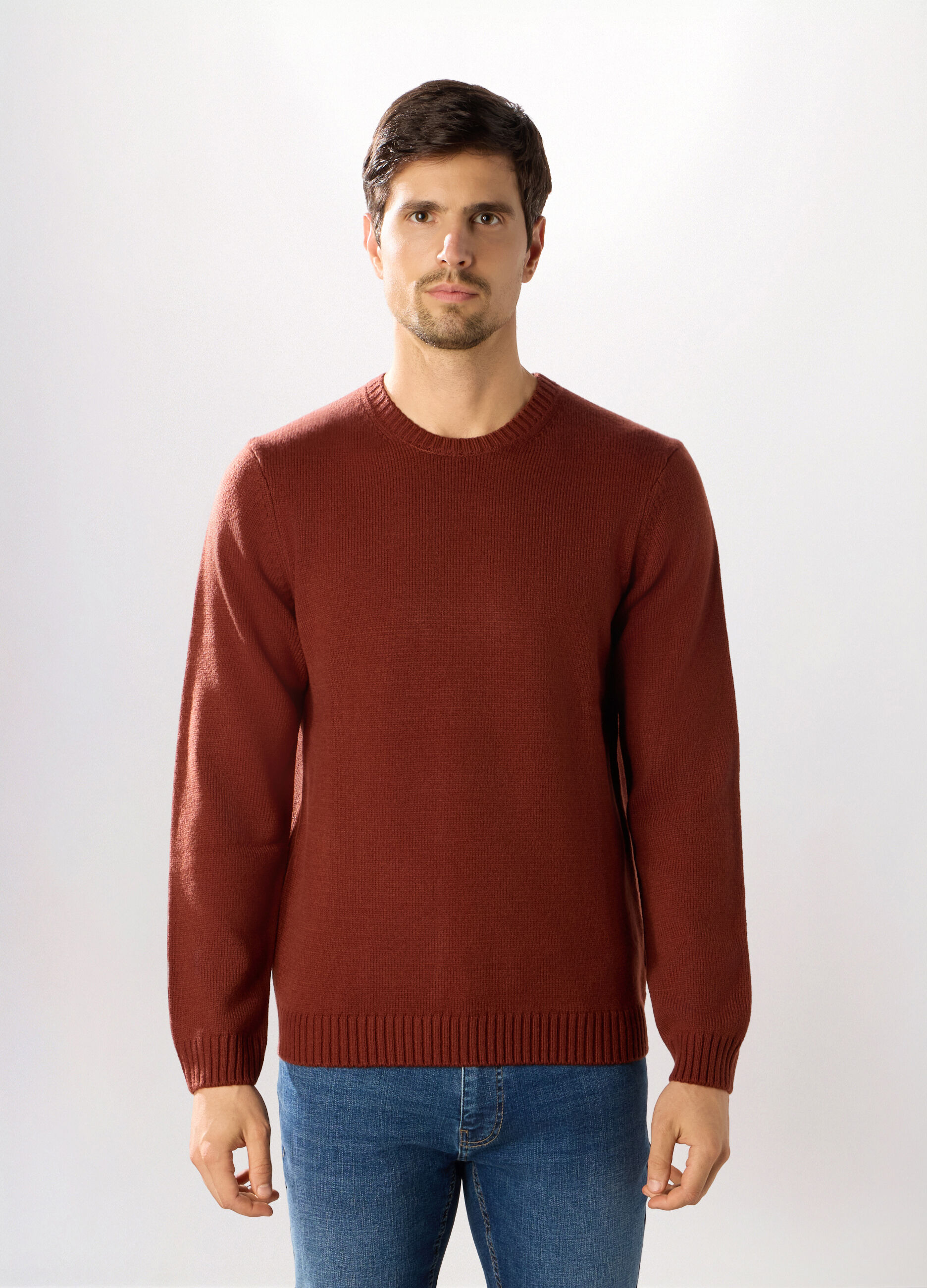 Maglione girocollo a maglia rasata uomo_0