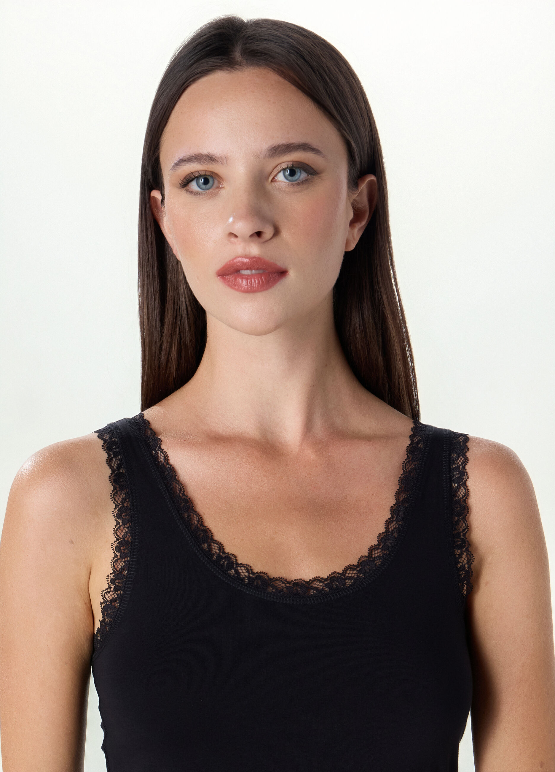 Canotta intima in cotone stretch con pizzo donna_2