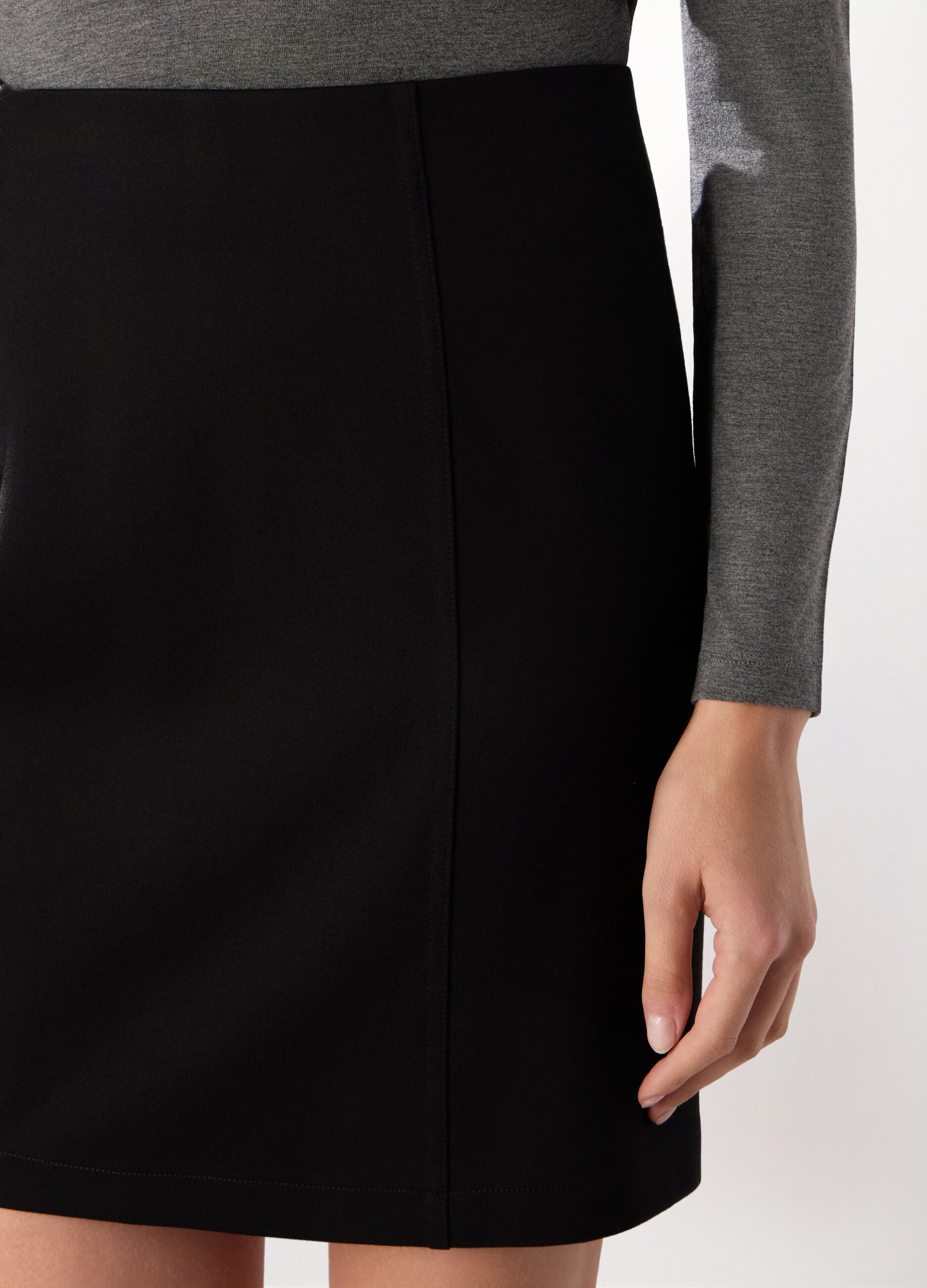 Gonna corta in punto Milano donna_2