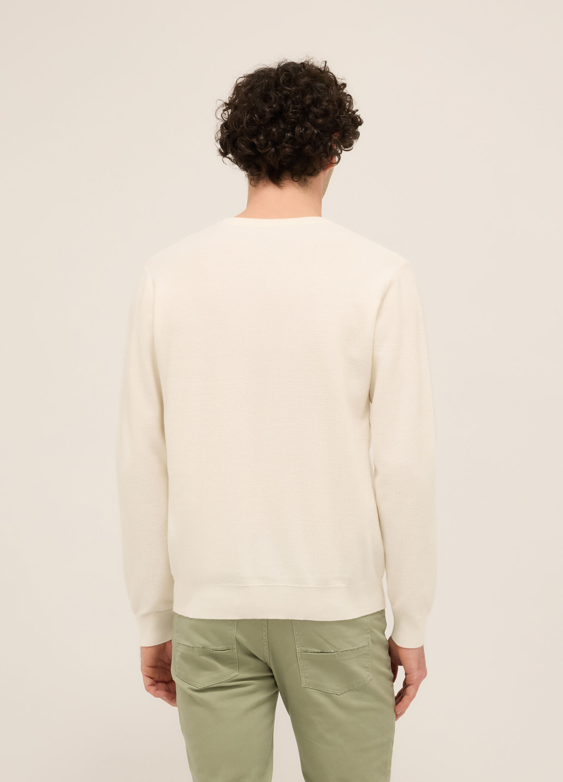 Maglione collo a V in puro cotone uomo_1