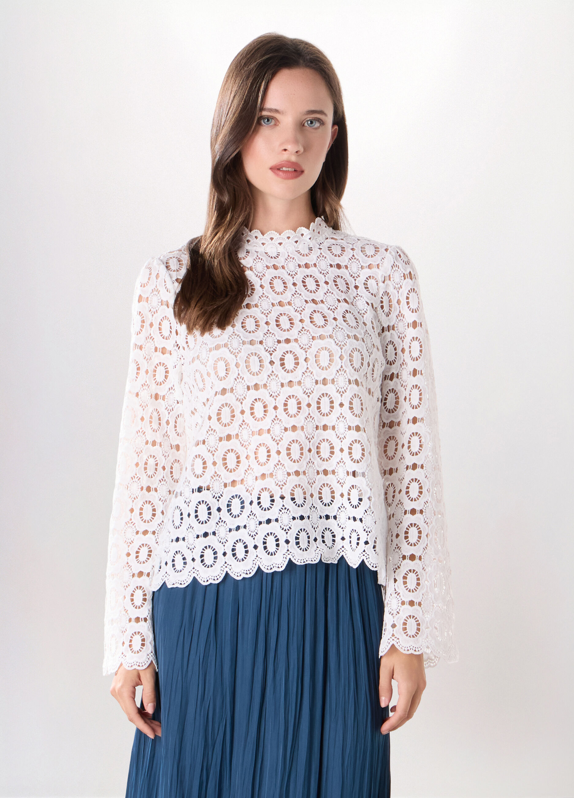 Blusa in pizzo donna_0