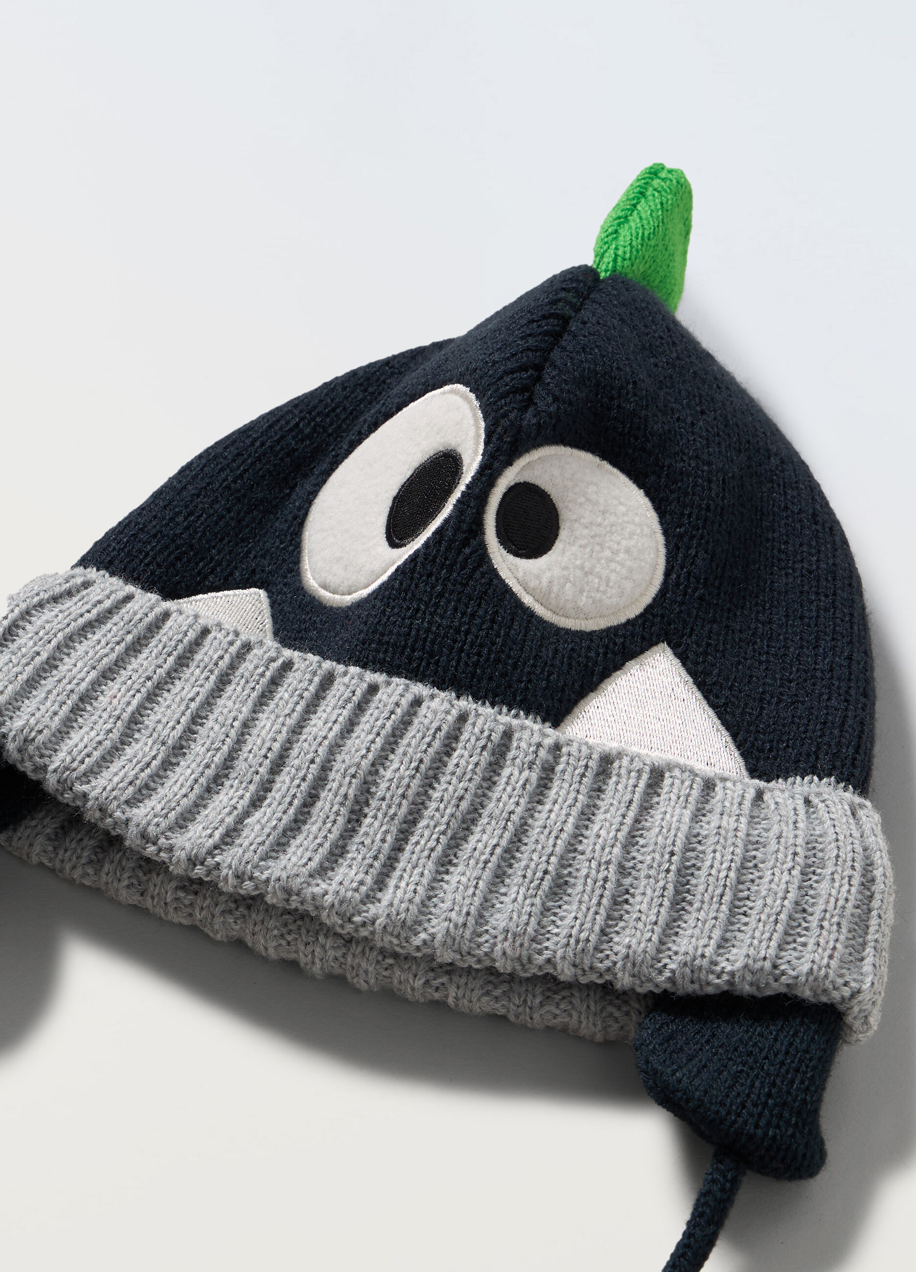 Berretto tricot con lavorazione jacquard neonato_1