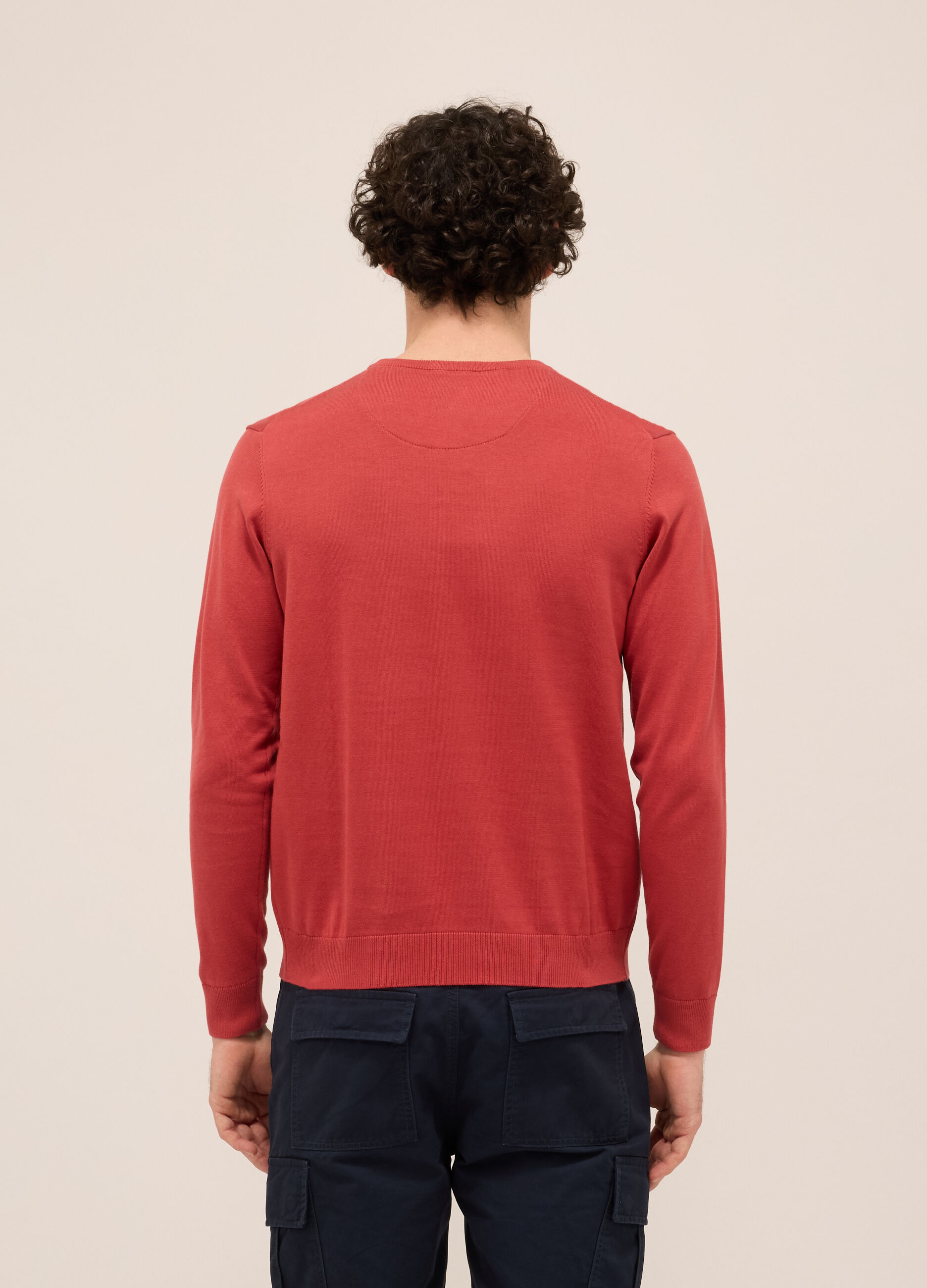 Maglione girocollo in maglia rasata di puro cotone uomo_1