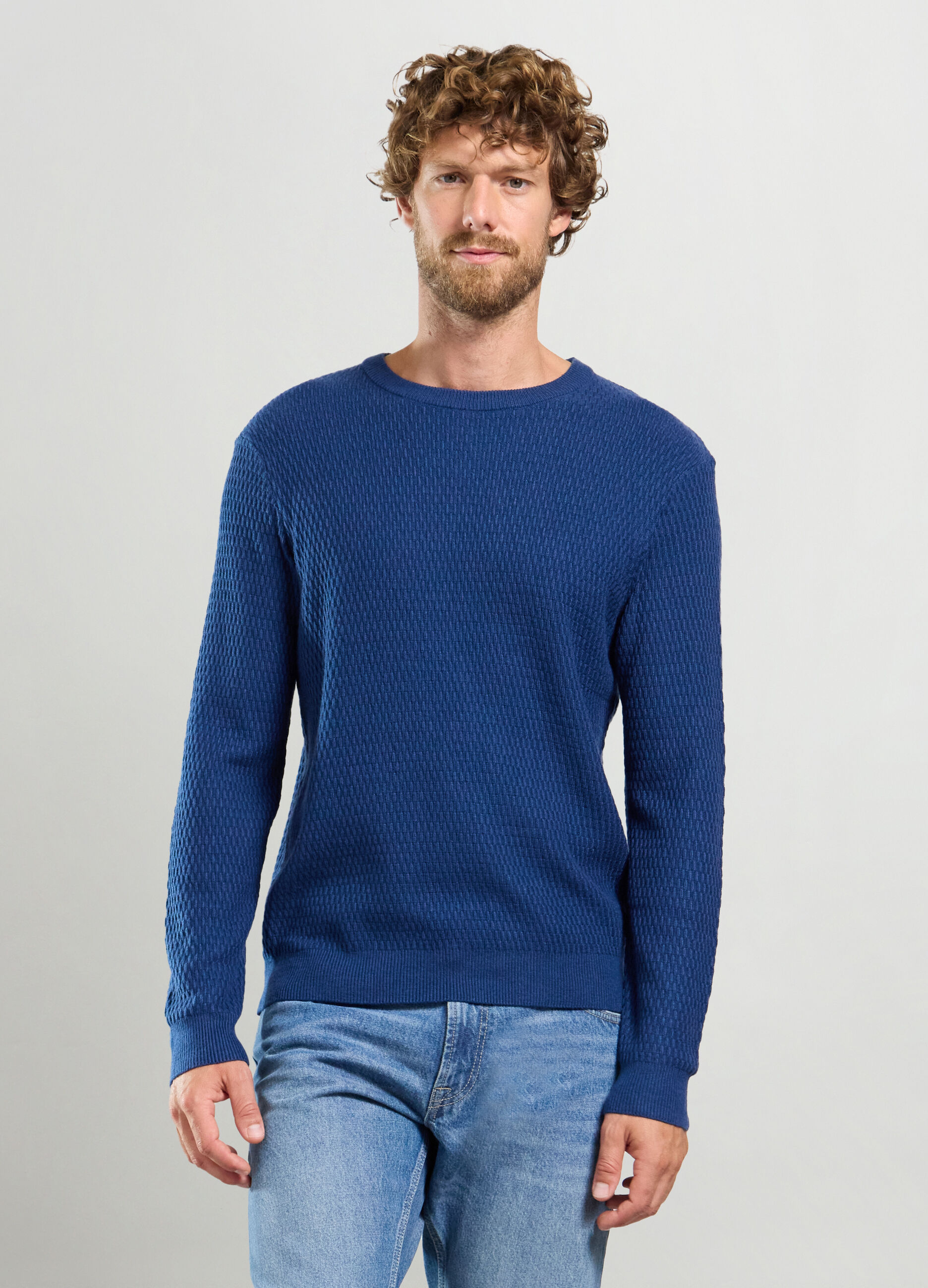 Maglione girocollo in maglia operata uomo_0