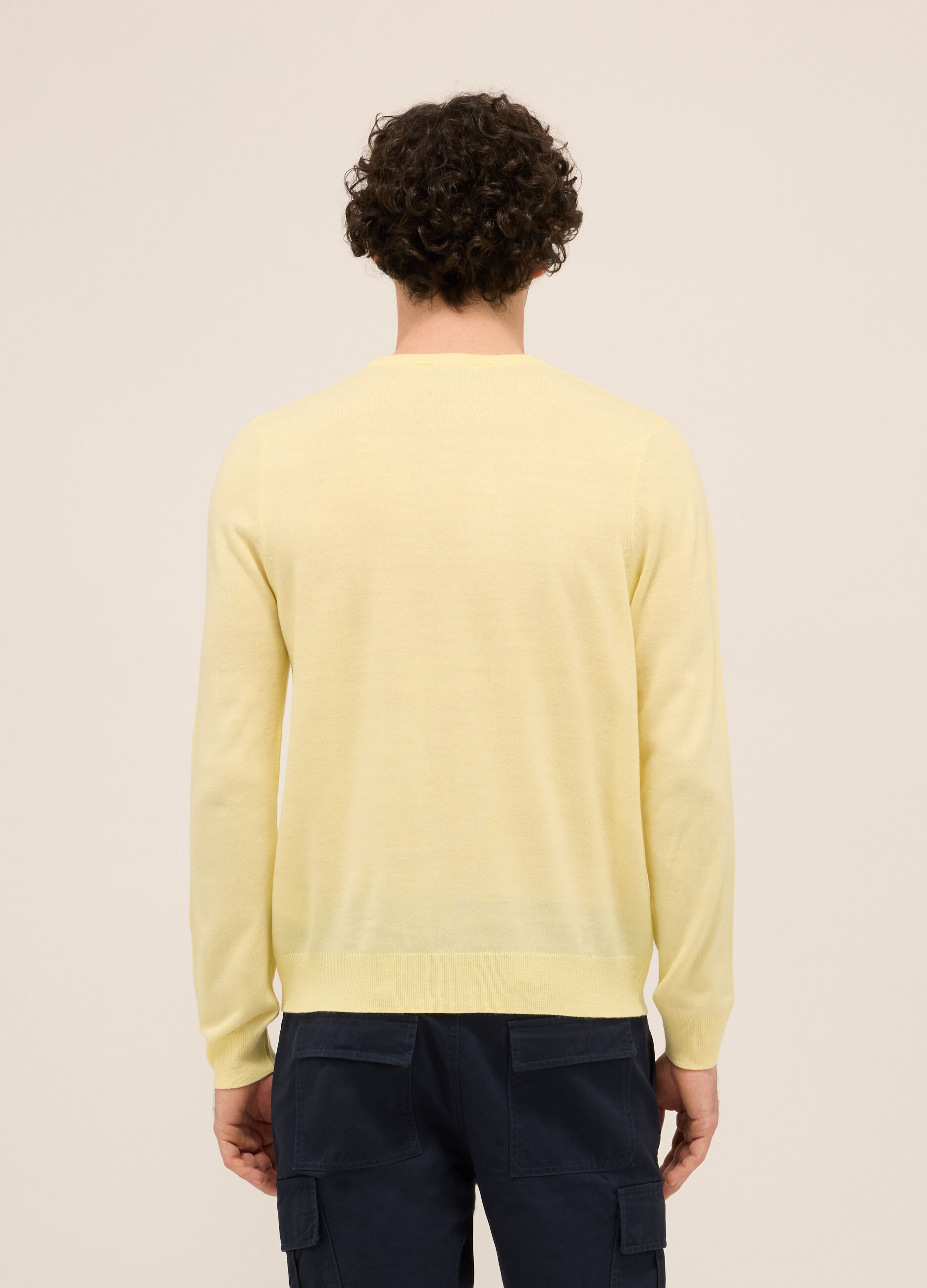 Maglione girocollo in maglia rasata uomo_1