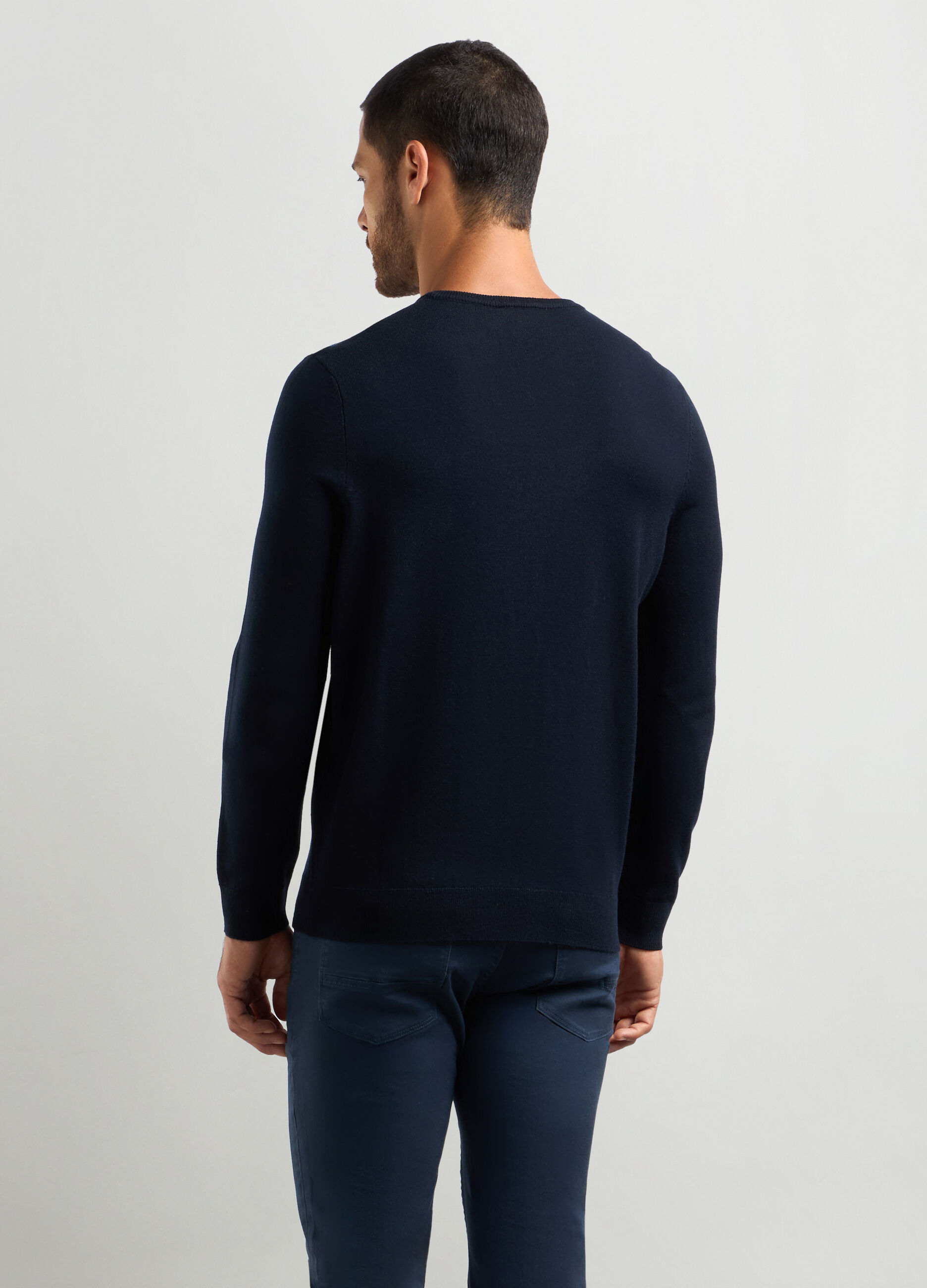 Maglione collo a V maglia rasata uomo_1