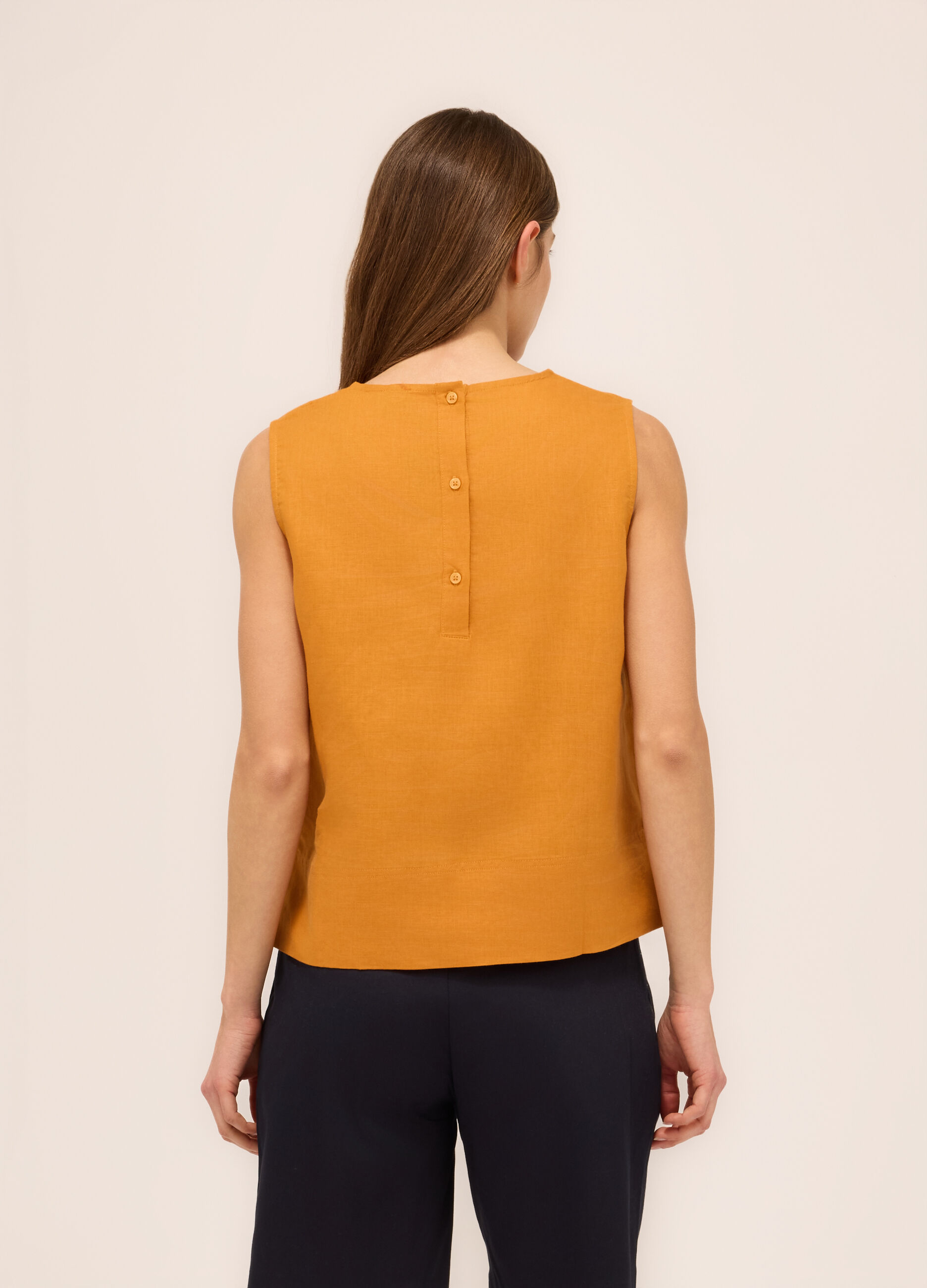 Blusa smanicata in misto lino donna_1