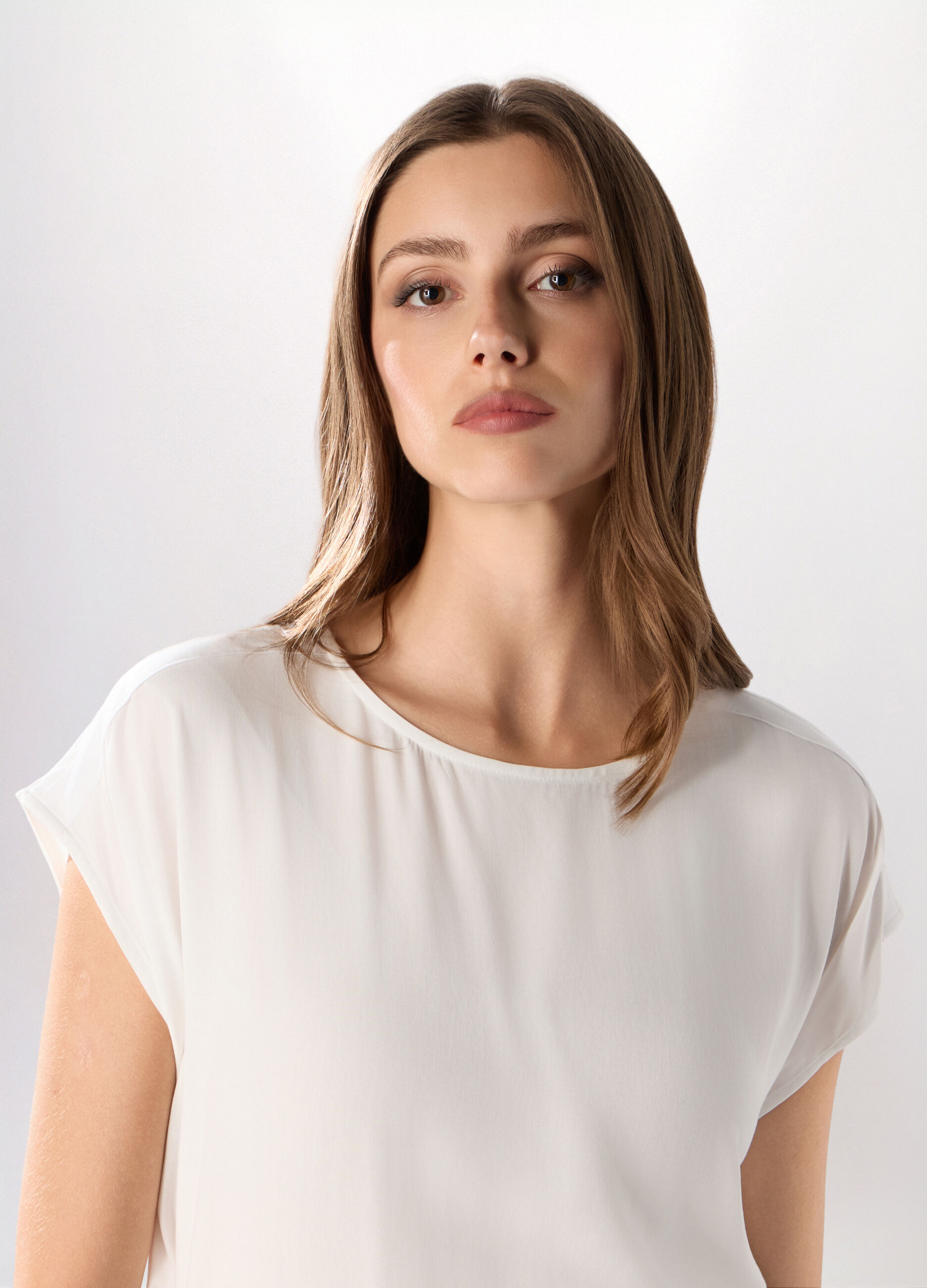 Blusa a maniche corte donna_2