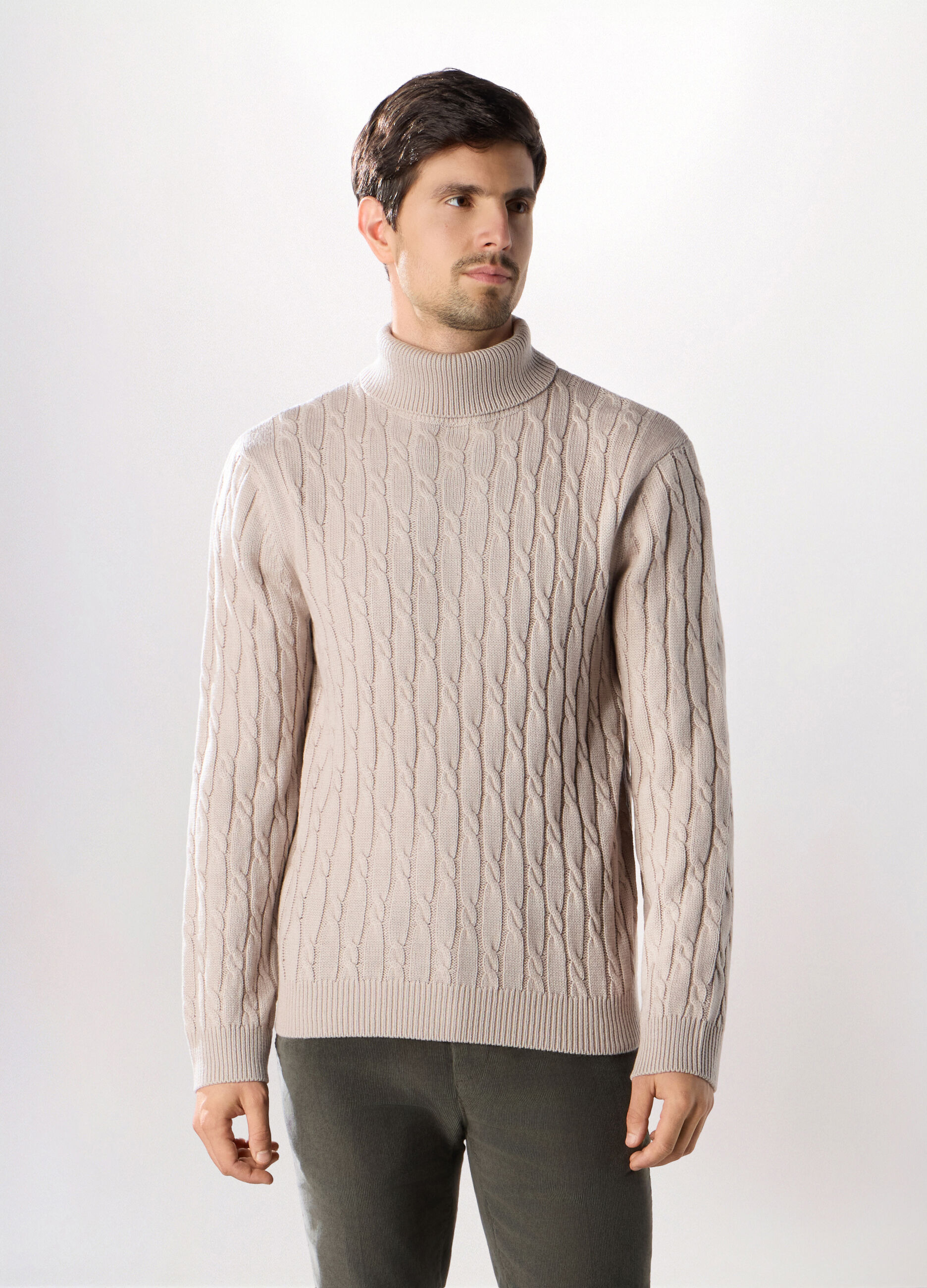 Maglione dolcevita a trecce uomo_0