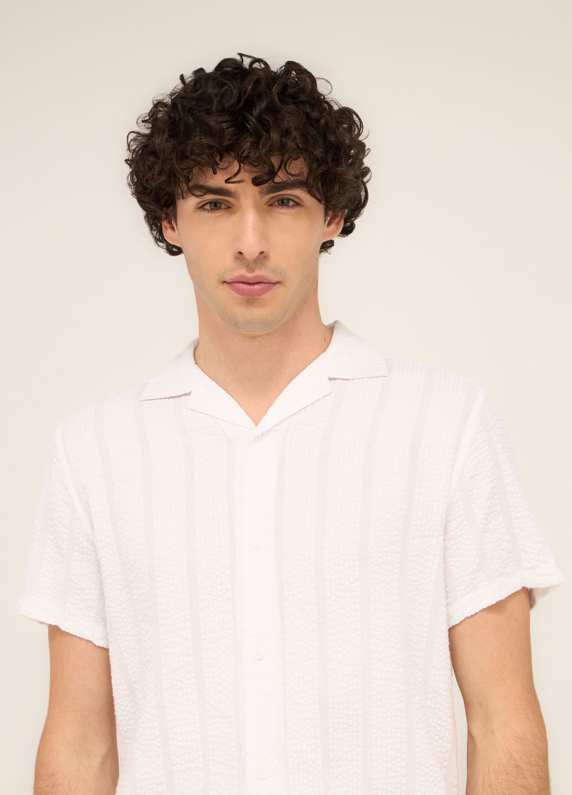 Camicia a maniche corte in misto cotone seersucker_2