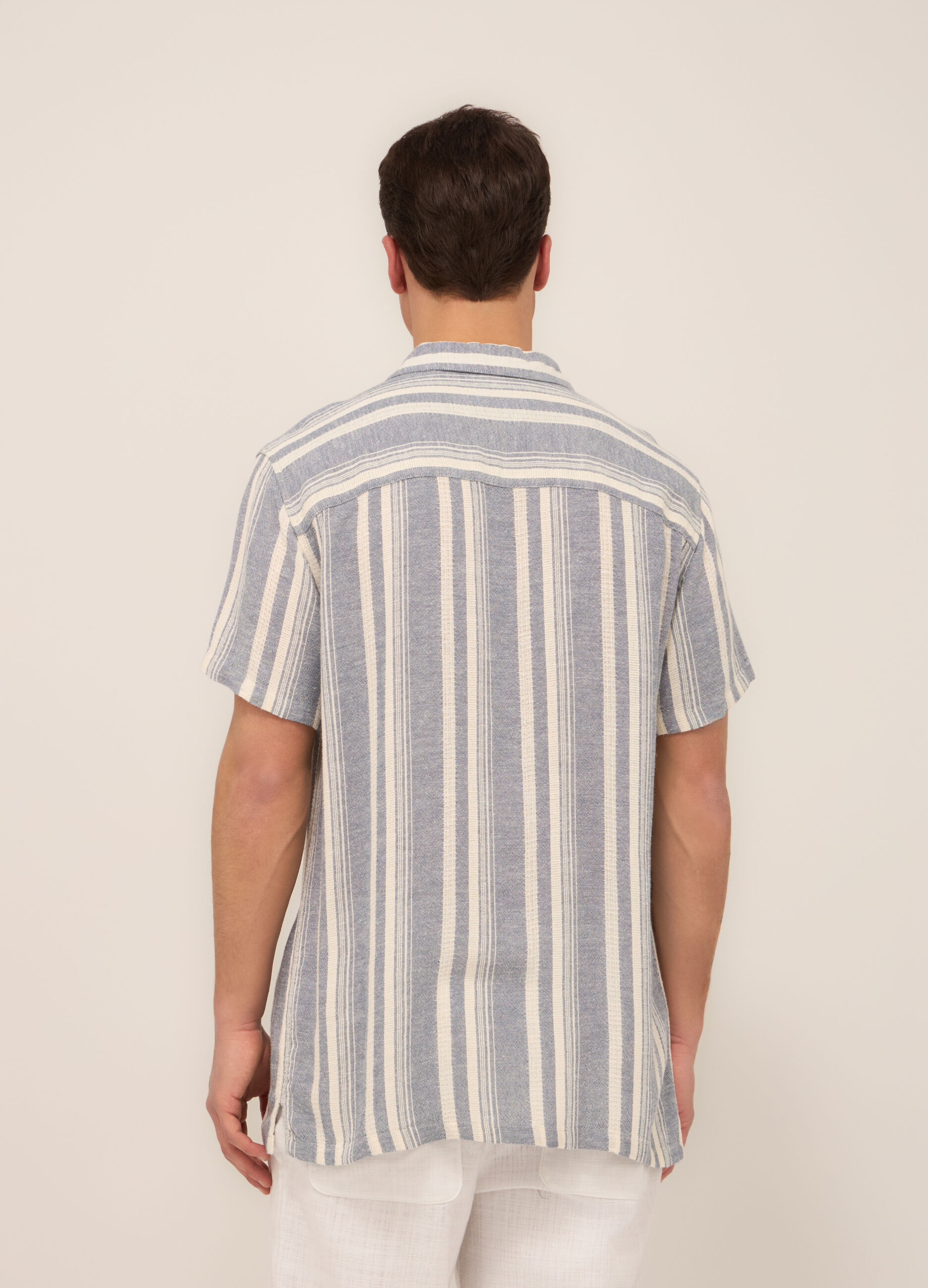 Camicia a maniche corte in misto viscosa uomo_1