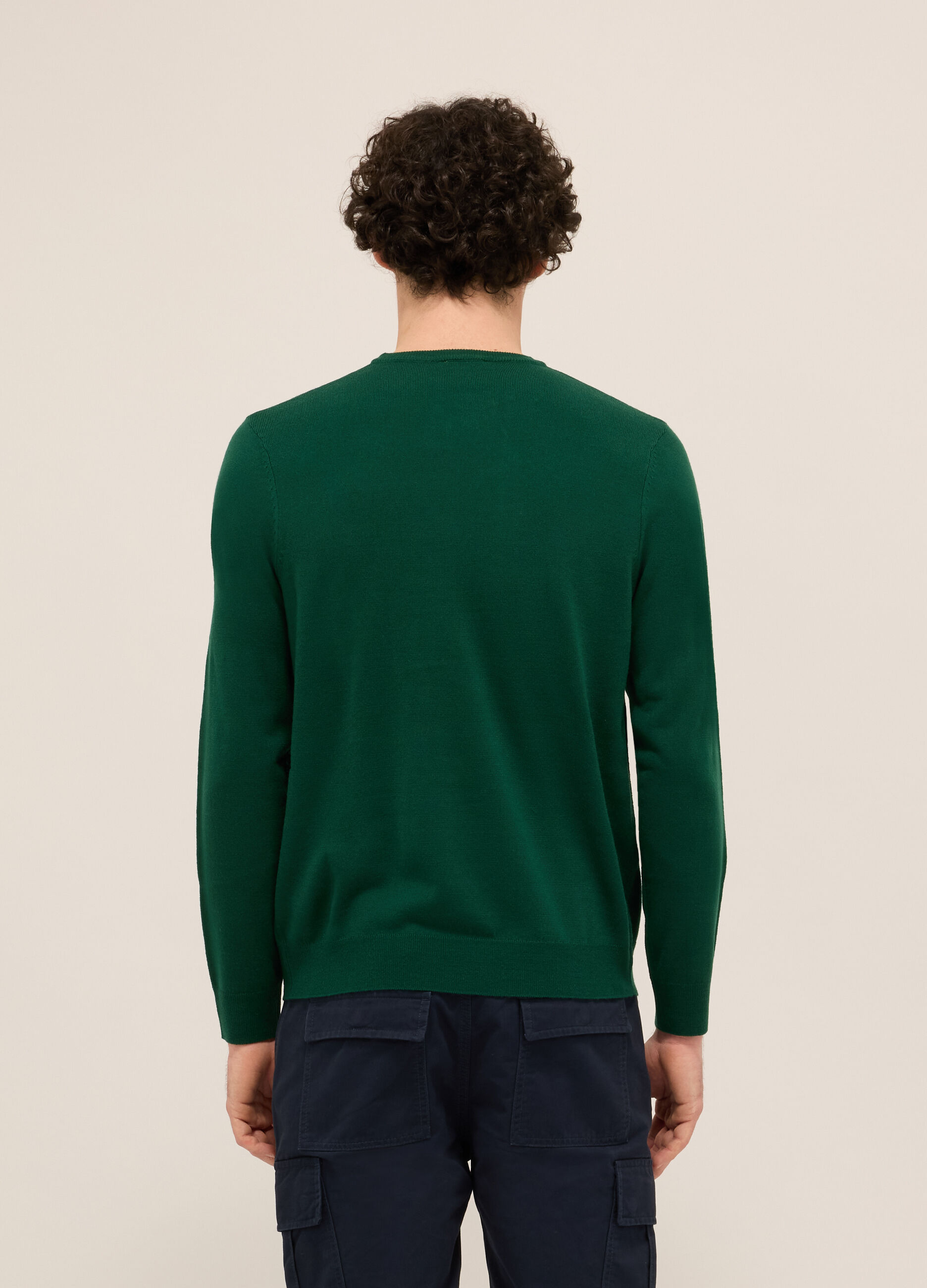 Maglione girocollo in maglia rasata uomo_1