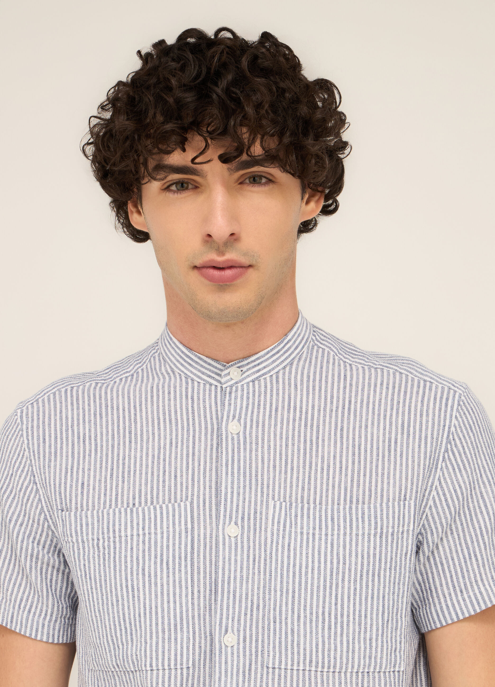 Camicia a maniche corte in cotone e lino uomo_2
