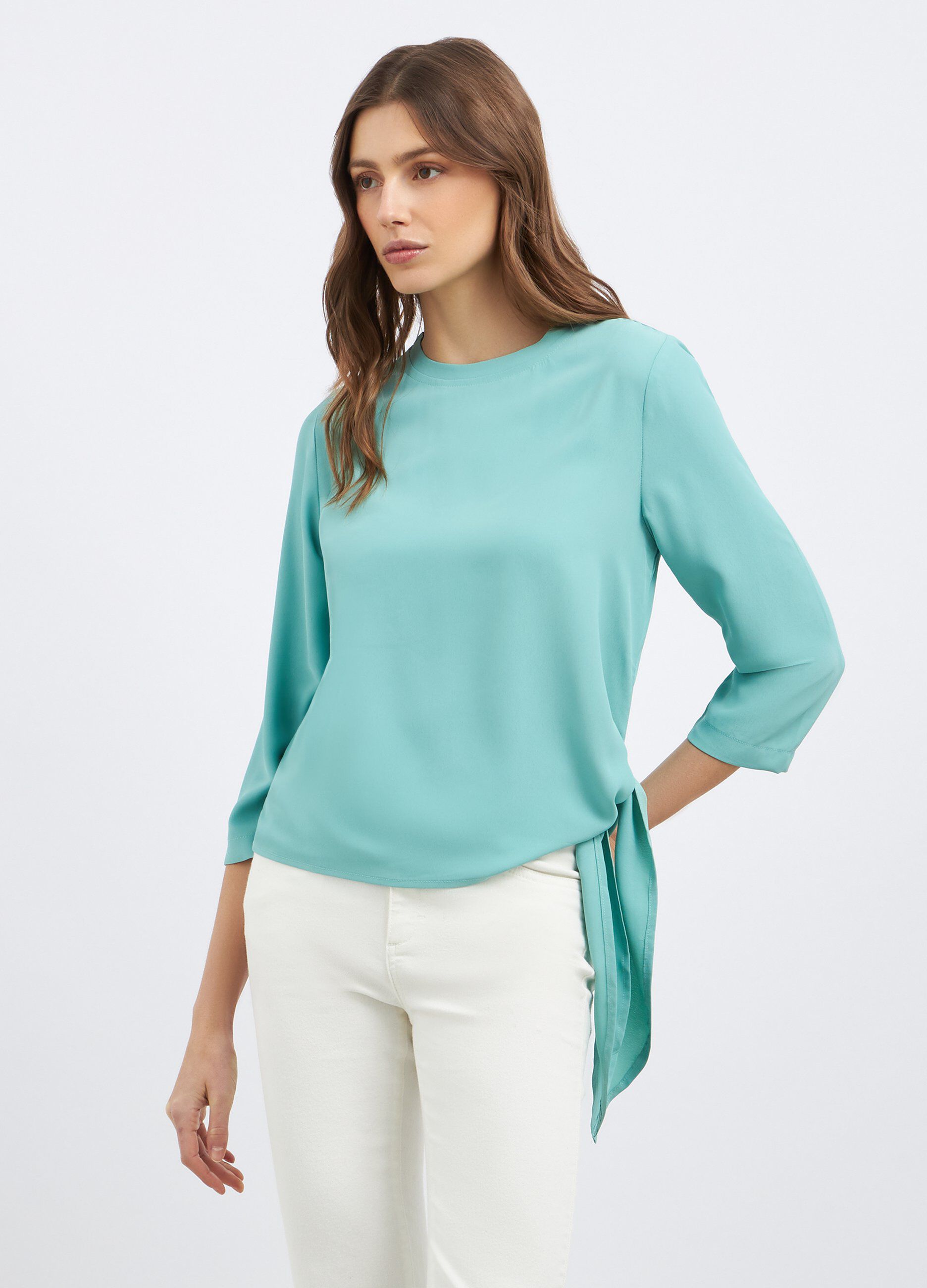 Blusa con nodo laterale donna_0
