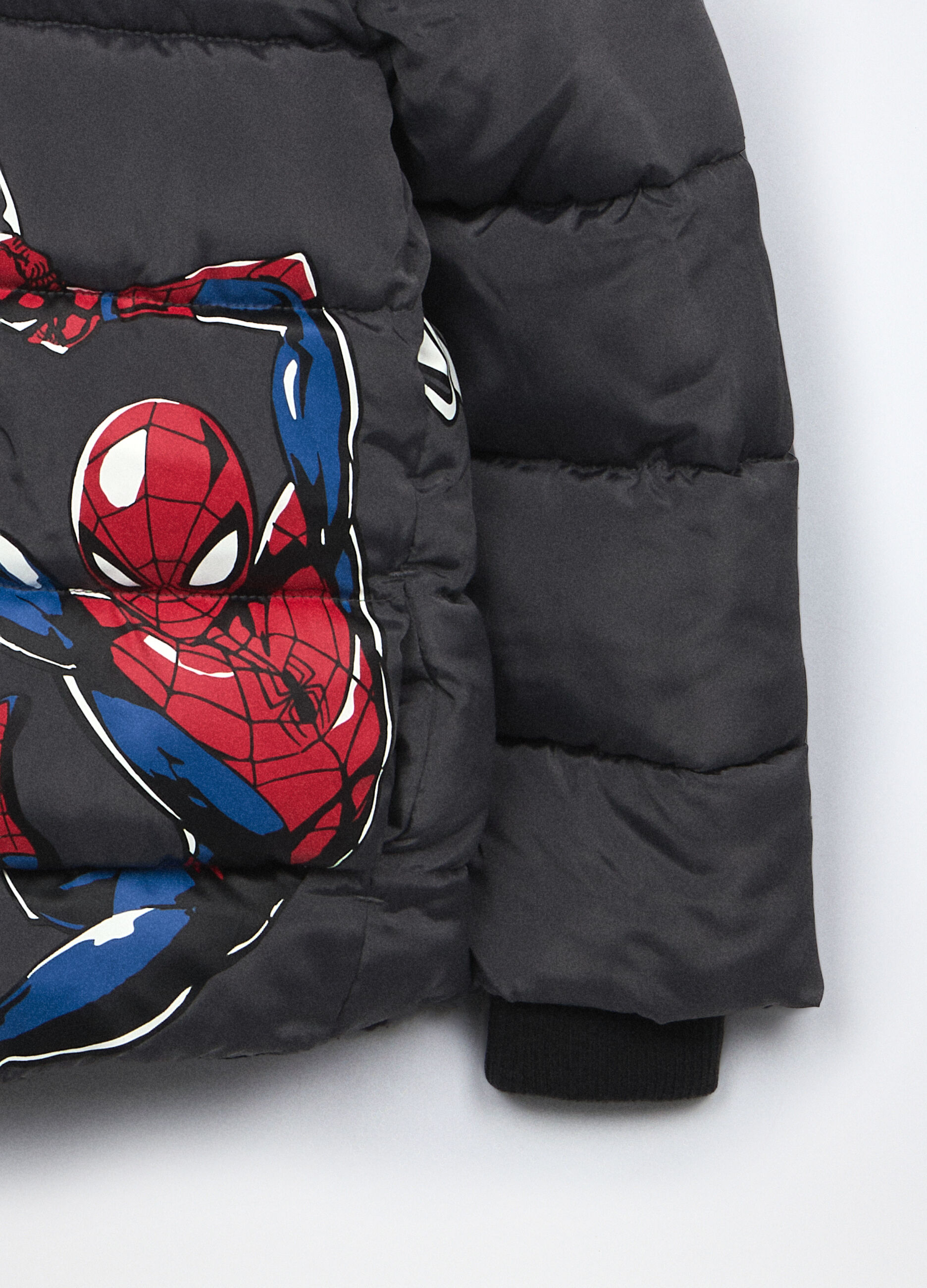 Giubbino imbottito con cappuccio bambino_2