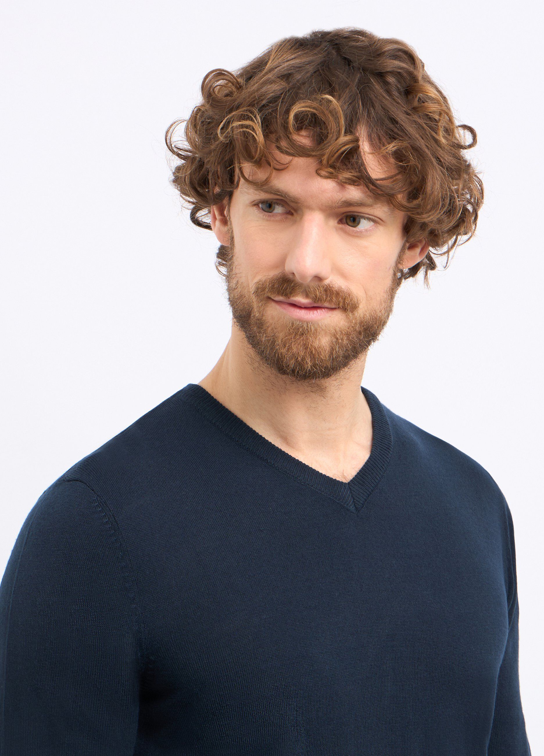 Tricot con scollo a V uomo_2