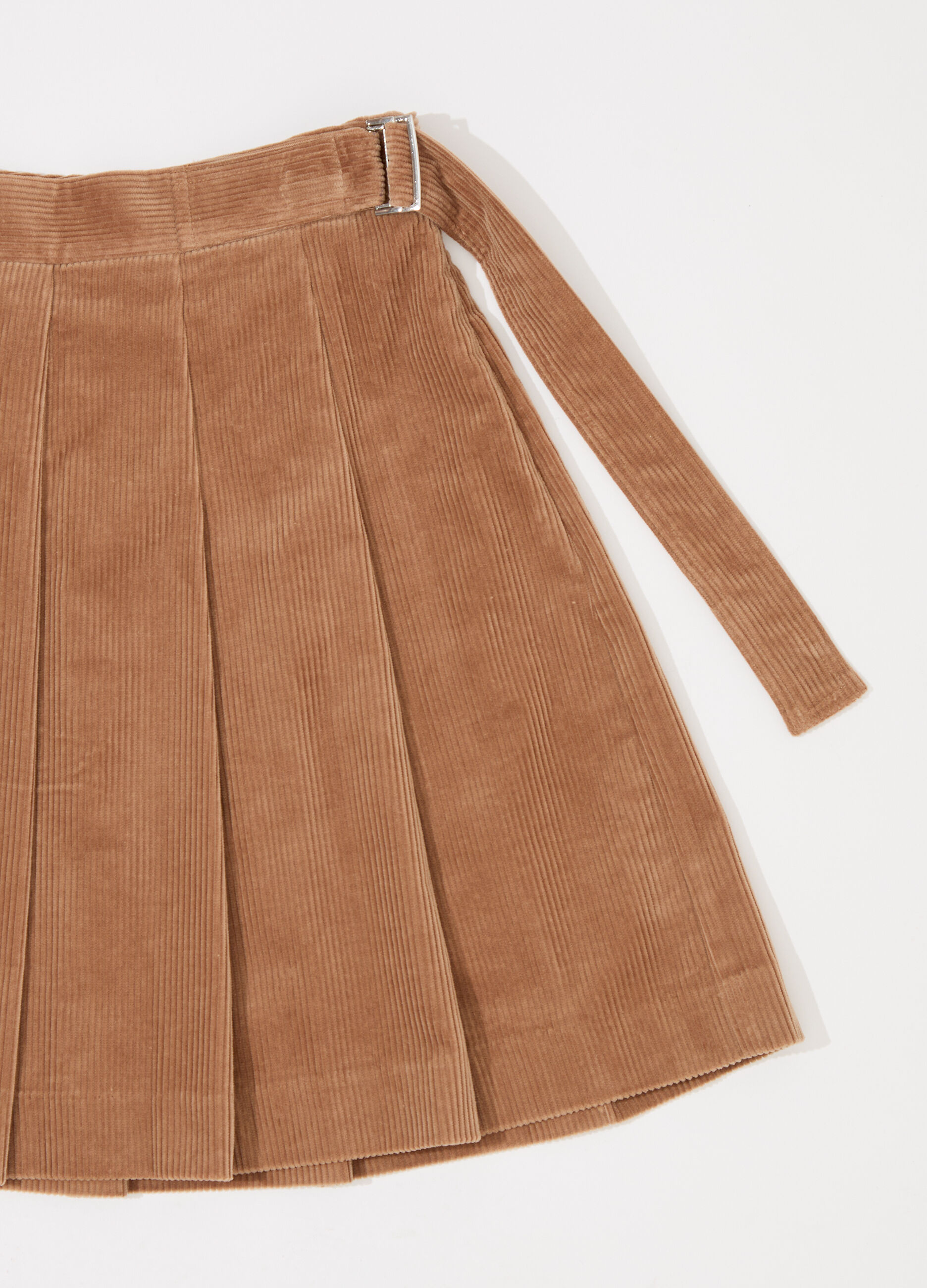 Gonna corta a pieghe in velluto corduroy donna_6