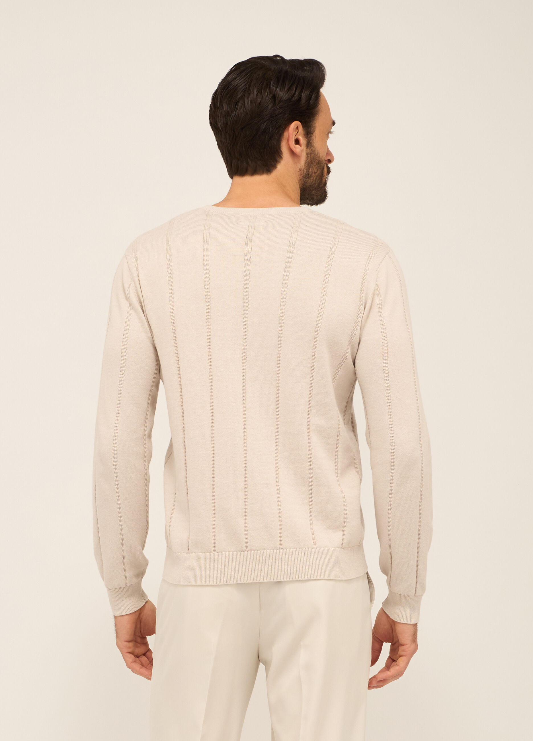 Maglione girocollo in cotone a costa larga uomo_1