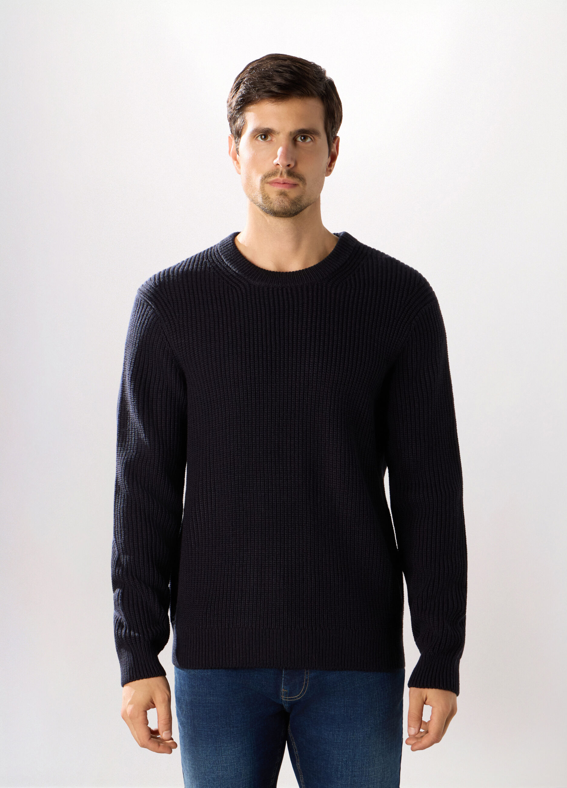Maglione girocollo a costa inglese uomo_0