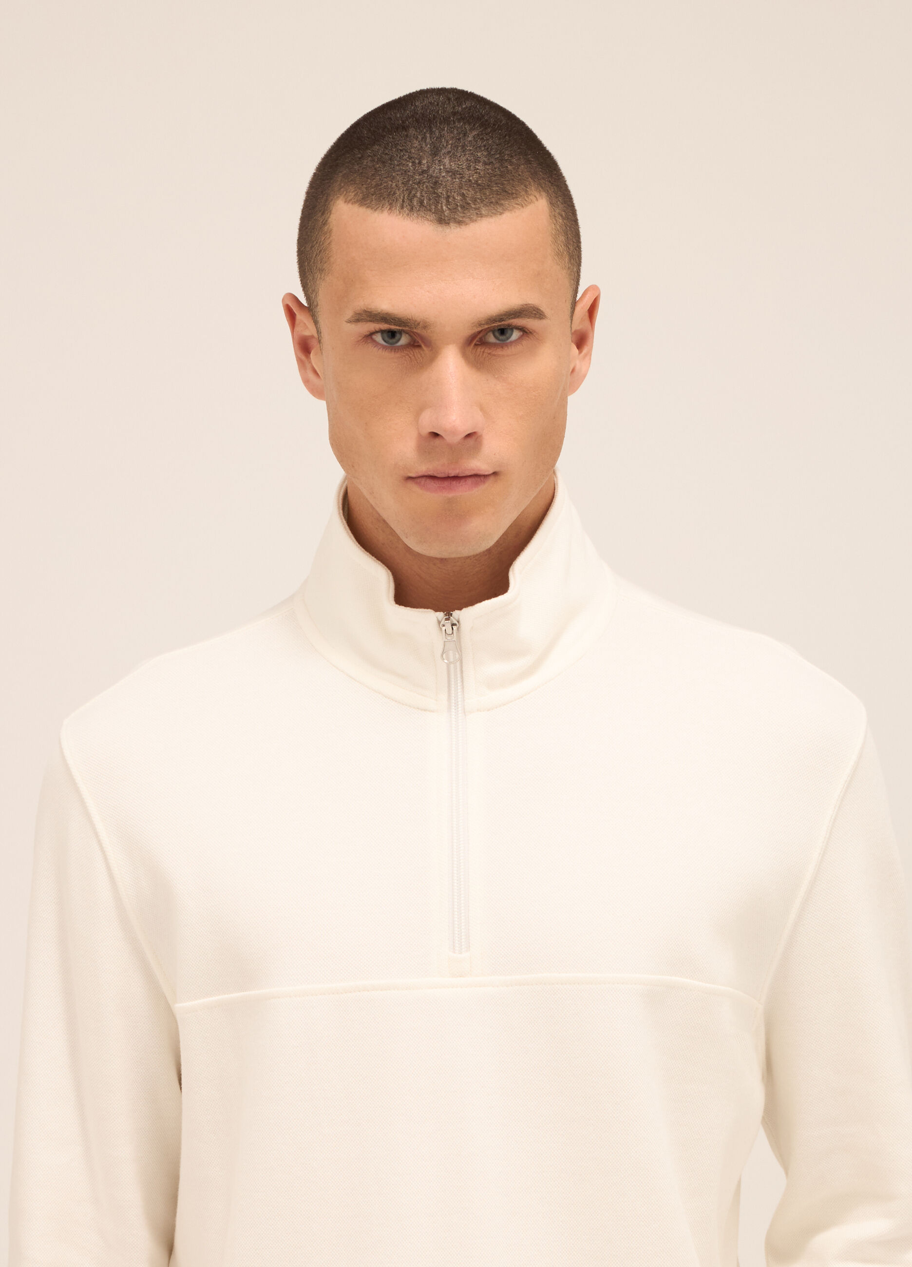 Felpa a collo alto con mezza zip in puro cotone uomo_2