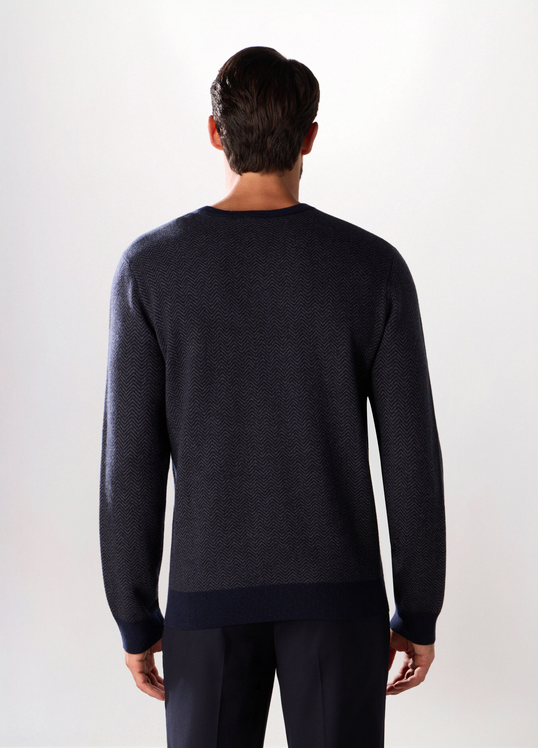 Maglione girocollo in misto lana e cashmere chevron uomo_1